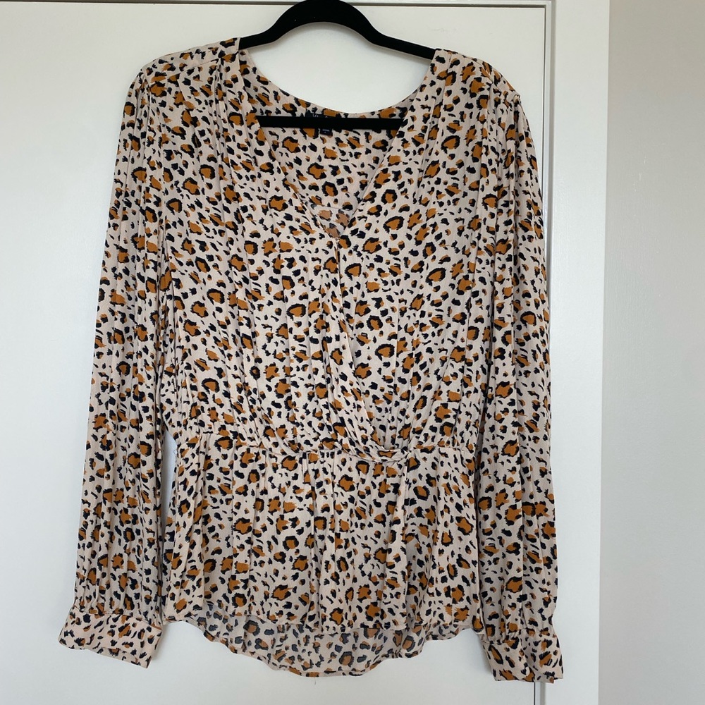 Leopard Print Flowy Long Sleeve Blouse